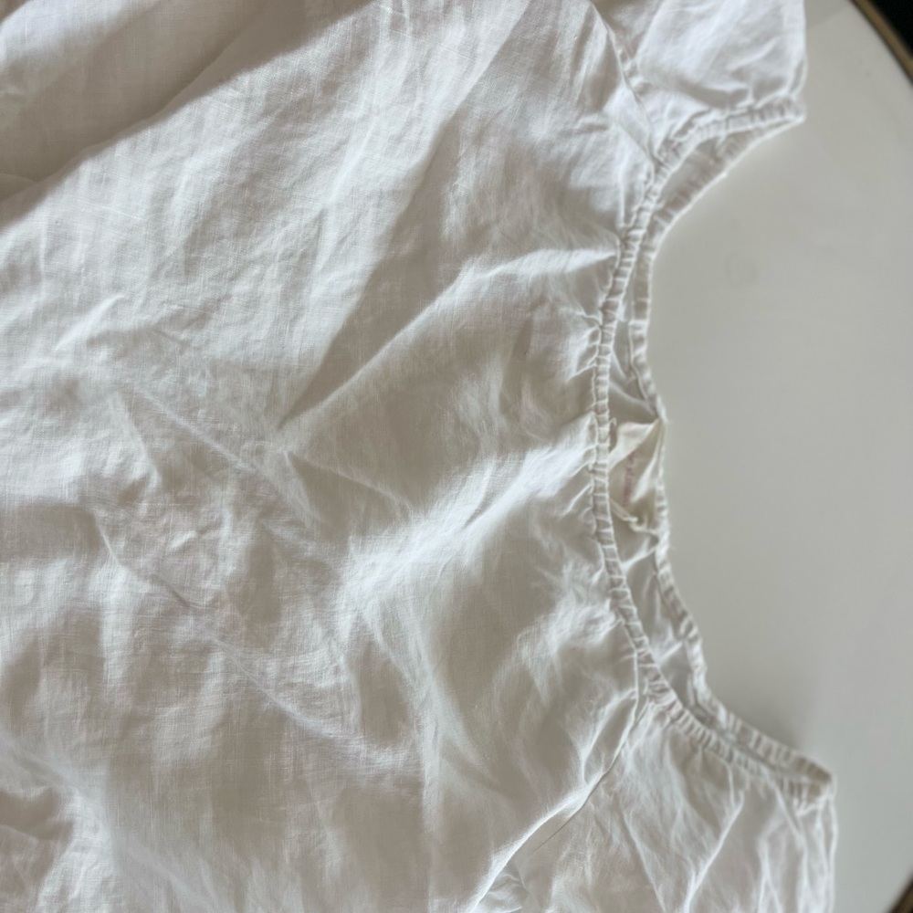 White Ruffled Fabric - Picture 7 of 7